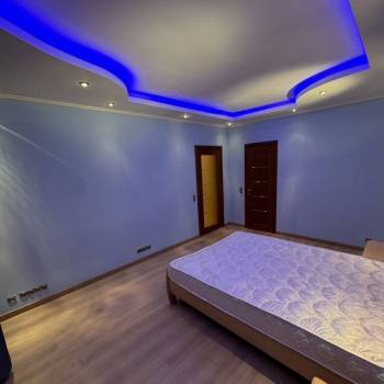 Сдается 2-х комнатная квартира, 70 м²