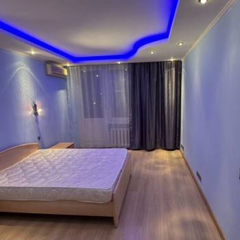 Сдается 2-х комнатная квартира, 70 м²
