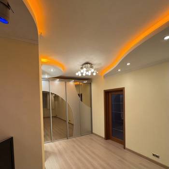 Сдается 2-х комнатная квартира, 70 м²