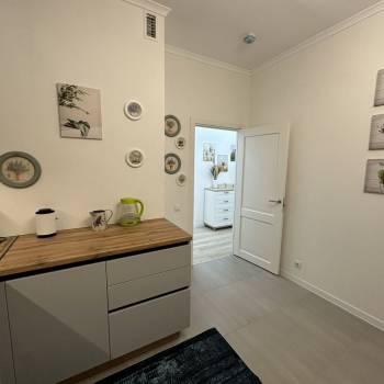 Сдается 2-х комнатная квартира, 583 м²