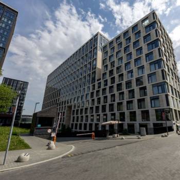 Сдается 2-х комнатная квартира, 83 м²