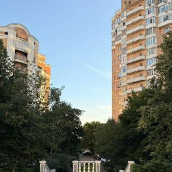 Продается 1-комнатная квартира, 54,1 м²