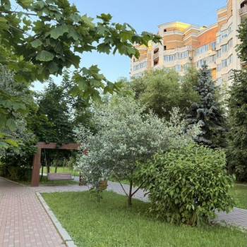 Продается 1-комнатная квартира, 54,1 м²