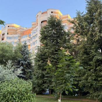 Продается 1-комнатная квартира, 54,1 м²