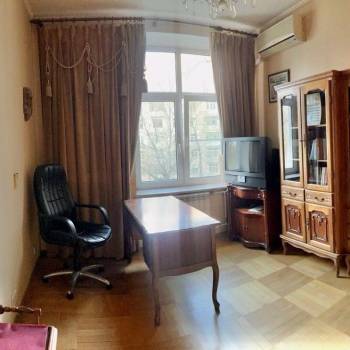 Продается Многокомнатная квартира, 105,7 м²