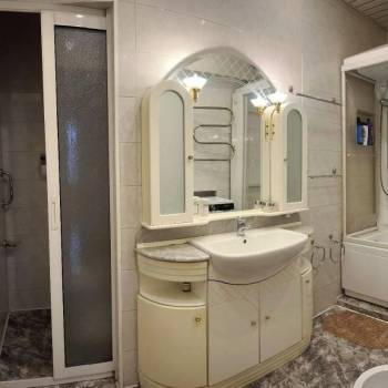 Продается Многокомнатная квартира, 105,7 м²