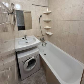Сдается 1-комнатная квартира, 33 м²
