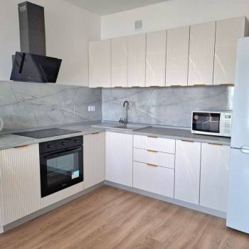 Сдается 1-комнатная квартира, 39 м²