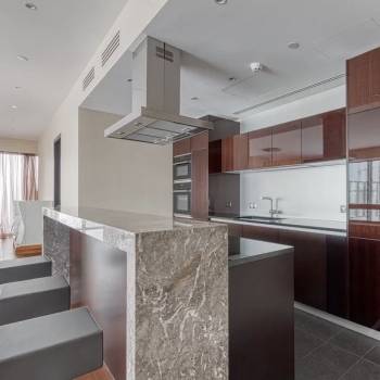 Сдается Многокомнатная квартира, 190 м²