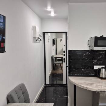 Продается 1-комнатная квартира, 12,7 м²