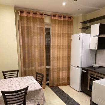 Сдается 1-комнатная квартира, 42 м²
