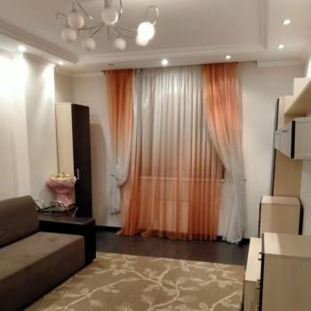Сдается 1-комнатная квартира, 42 м²