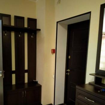 Сдается 1-комнатная квартира, 42 м²