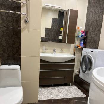 Сдается 1-комнатная квартира, 42 м²