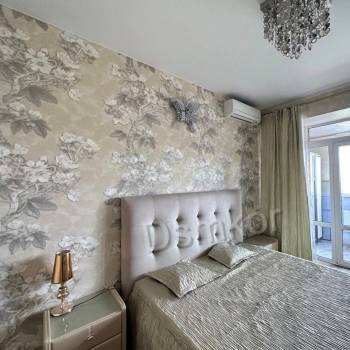 Сдается Многокомнатная квартира, 130 м²