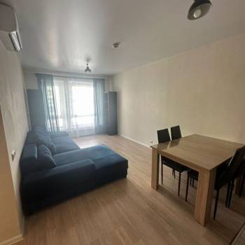 Сдается 2-х комнатная квартира, 60 м²