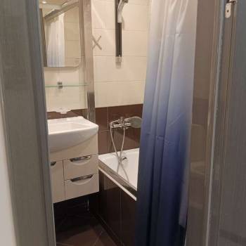 Сдается 2-х комнатная квартира, 59 м²