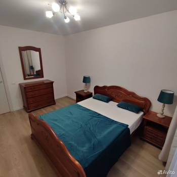 Сдается 1-комнатная квартира, 51 м²
