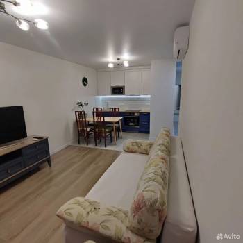 Сдается 1-комнатная квартира, 51 м²