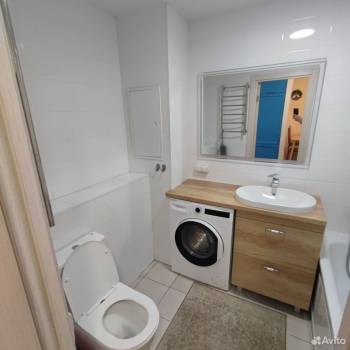 Сдается 1-комнатная квартира, 51 м²