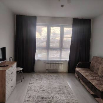 Сдается 1-комнатная квартира, 37 м²