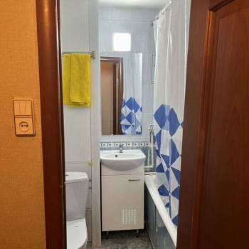Продается 1-комнатная квартира, 40 м²