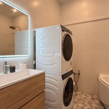 Продается Многокомнатная квартира, 88,4 м²