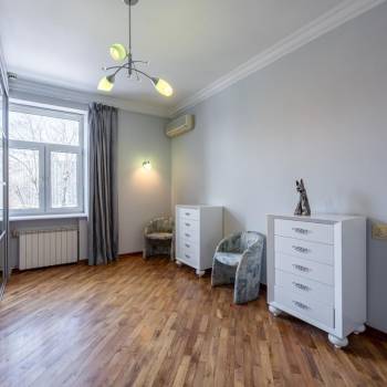 Продается Многокомнатная квартира, 115,3 м²