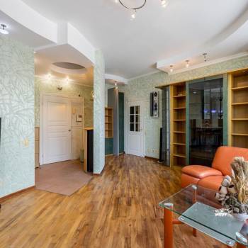 Продается Многокомнатная квартира, 115,3 м²