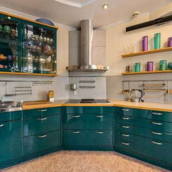 Продается Многокомнатная квартира, 115,3 м²