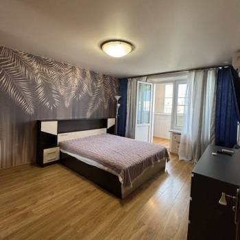 Сдается 1-комнатная квартира, 39 м²