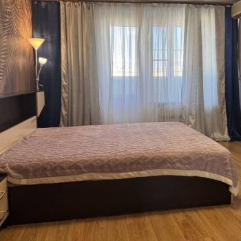 Сдается 1-комнатная квартира, 39 м²