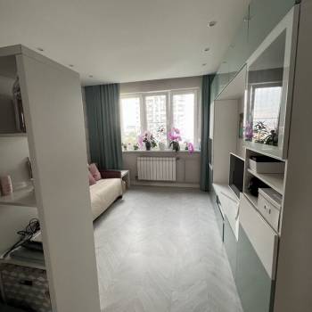 Сдается 1-комнатная квартира, 38 м²
