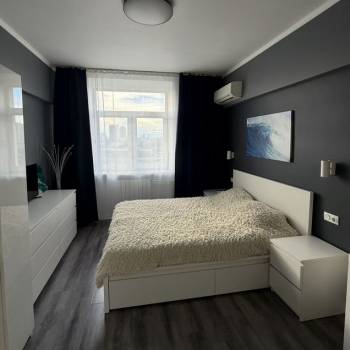 Сдается 2-х комнатная квартира, 60 м²