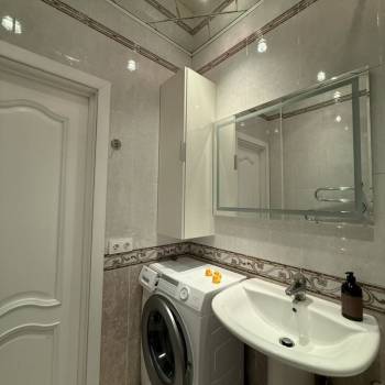 Сдается 2-х комнатная квартира, 60 м²