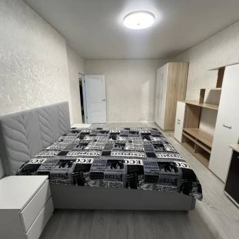 Сдается 1-комнатная квартира, 45 м²