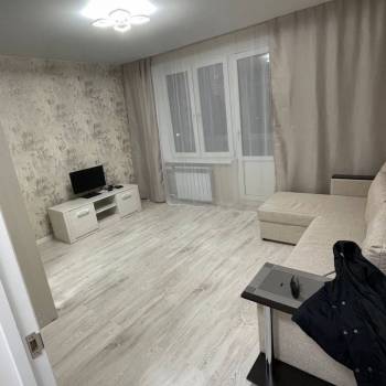 Сдается 2-х комнатная квартира, 42 м²