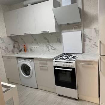 Сдается 2-х комнатная квартира, 42 м²