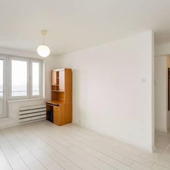 Продается 1-комнатная квартира, 32 м²