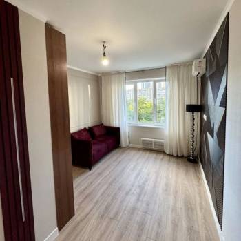 Продается 3-х комнатная квартира, 48,5 м²