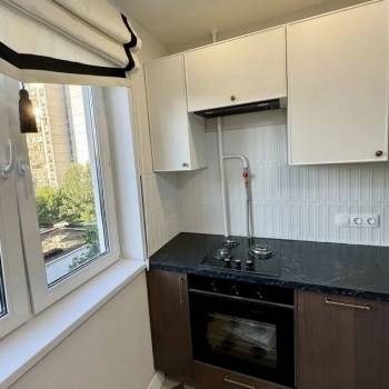 Продается 3-х комнатная квартира, 48,5 м²