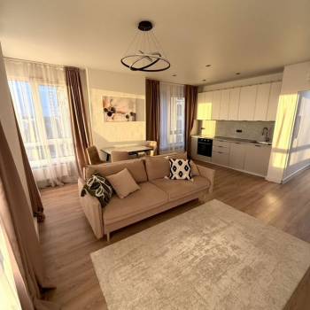 Сдается Многокомнатная квартира, 61 м²