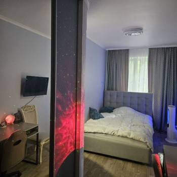 Продается 3-х комнатная квартира, 56,8 м²