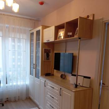 Продается 1-комнатная квартира, 32 м²