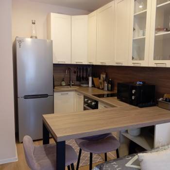 Продается 1-комнатная квартира, 32 м²