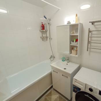 Продается 1-комнатная квартира, 32 м²