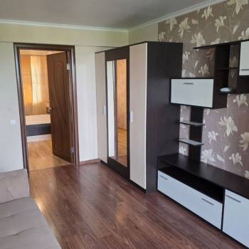 Сдается Многокомнатная квартира, 56 м²