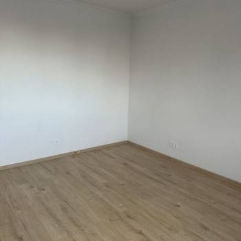 Продается 2-х комнатная квартира, 72,7 м²