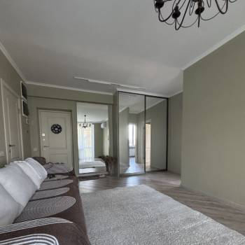 Продается 3-х комнатная квартира, 64 м²