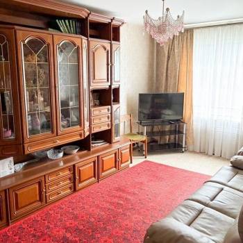 Продается 3-х комнатная квартира, 58 м²